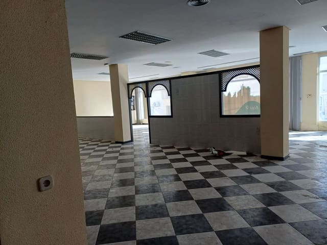 Komercyjne na sprzedaż w Vélez-Málaga - 510 000 € (Ref: 9872929)