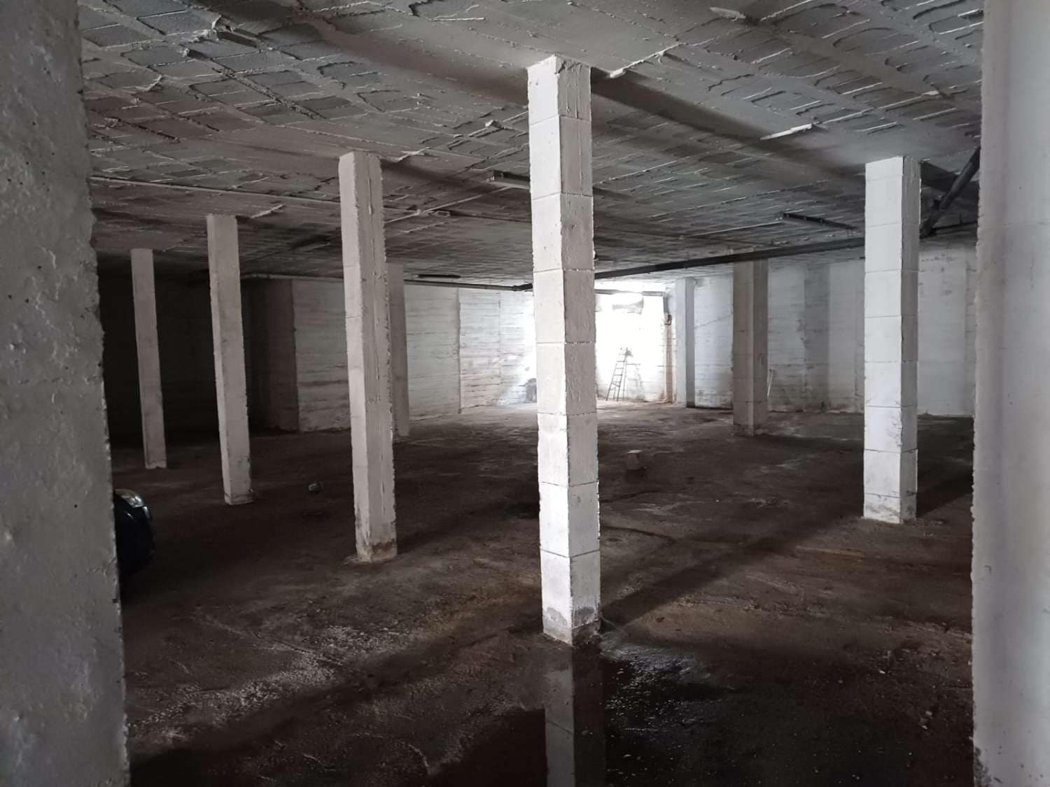 Komercyjne na sprzedaż w Velez-Malaga - 510 000 € (Ref: 9872929)