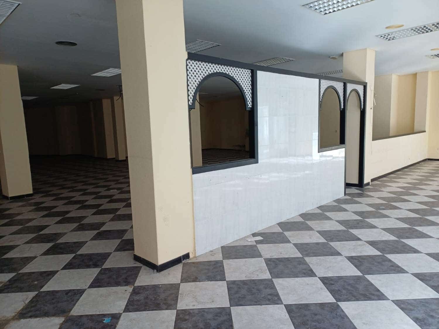 Komercyjne na sprzedaż w Velez-Malaga - 510 000 € (Ref: 9872929)