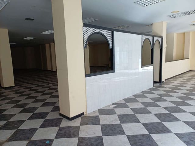 Komercyjne na sprzedaż w Vélez-Málaga - 510 000 € (Ref: 9872929)