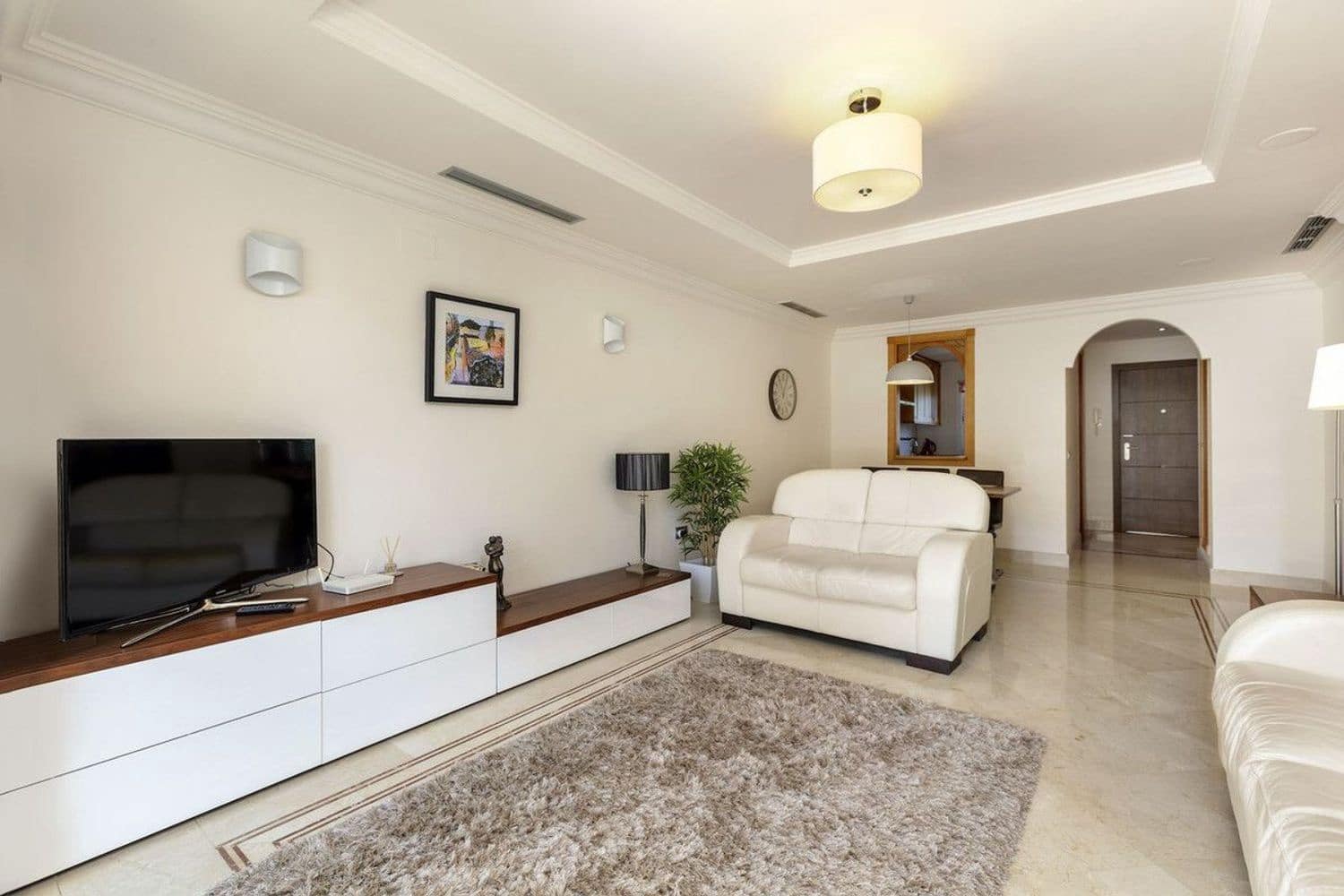 2 chambre Appartement à vendre à Nueva Andalucia avec piscine garage - 445 000 € (Ref: 10007131)
