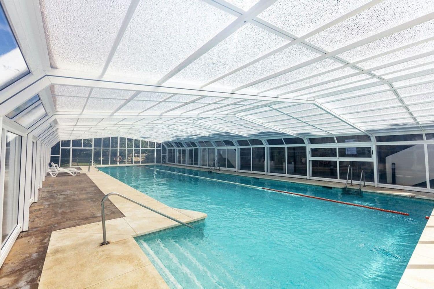 2 chambre Appartement à vendre à Nueva Andalucia avec piscine garage - 445 000 € (Ref: 10007131)