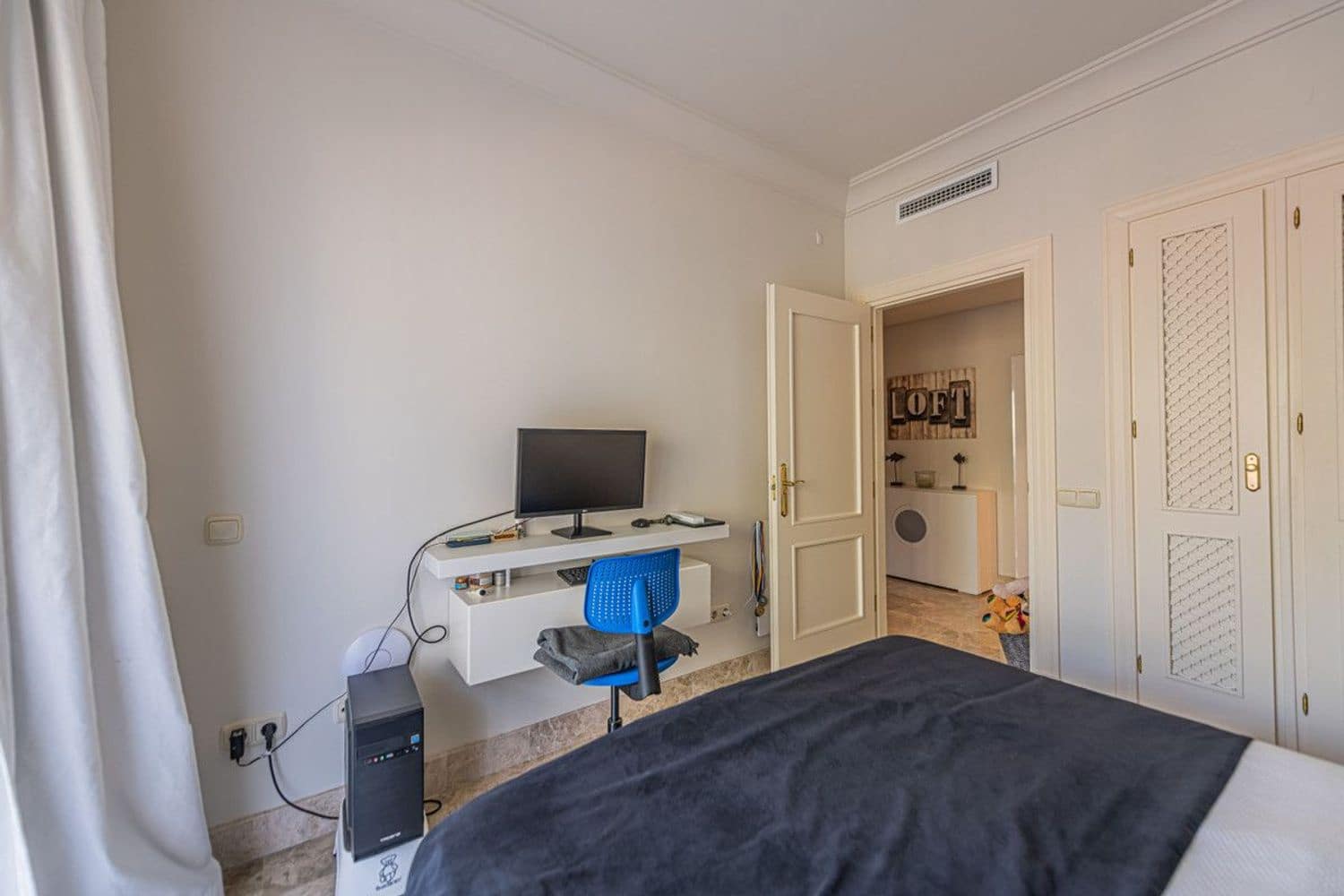 Apartamento de 3 habitaciones en Nueva Andalucia en venta con piscina garaje - 750.000 € (Ref: 10020073)