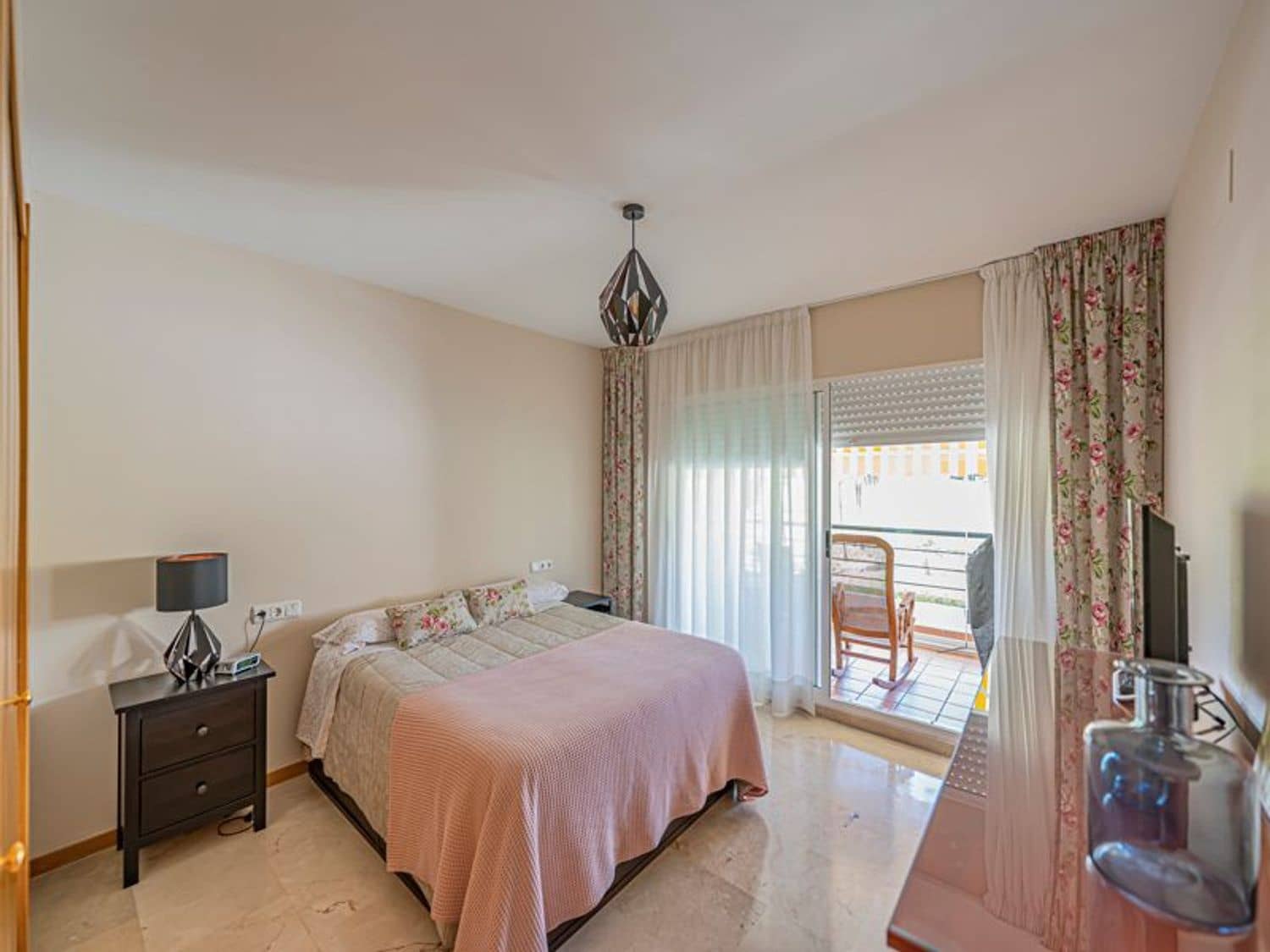 3 sovrum Lägenhet till salu i San Pedro de Alcantara med pool garage - 585 000 € (Ref: 10057908)