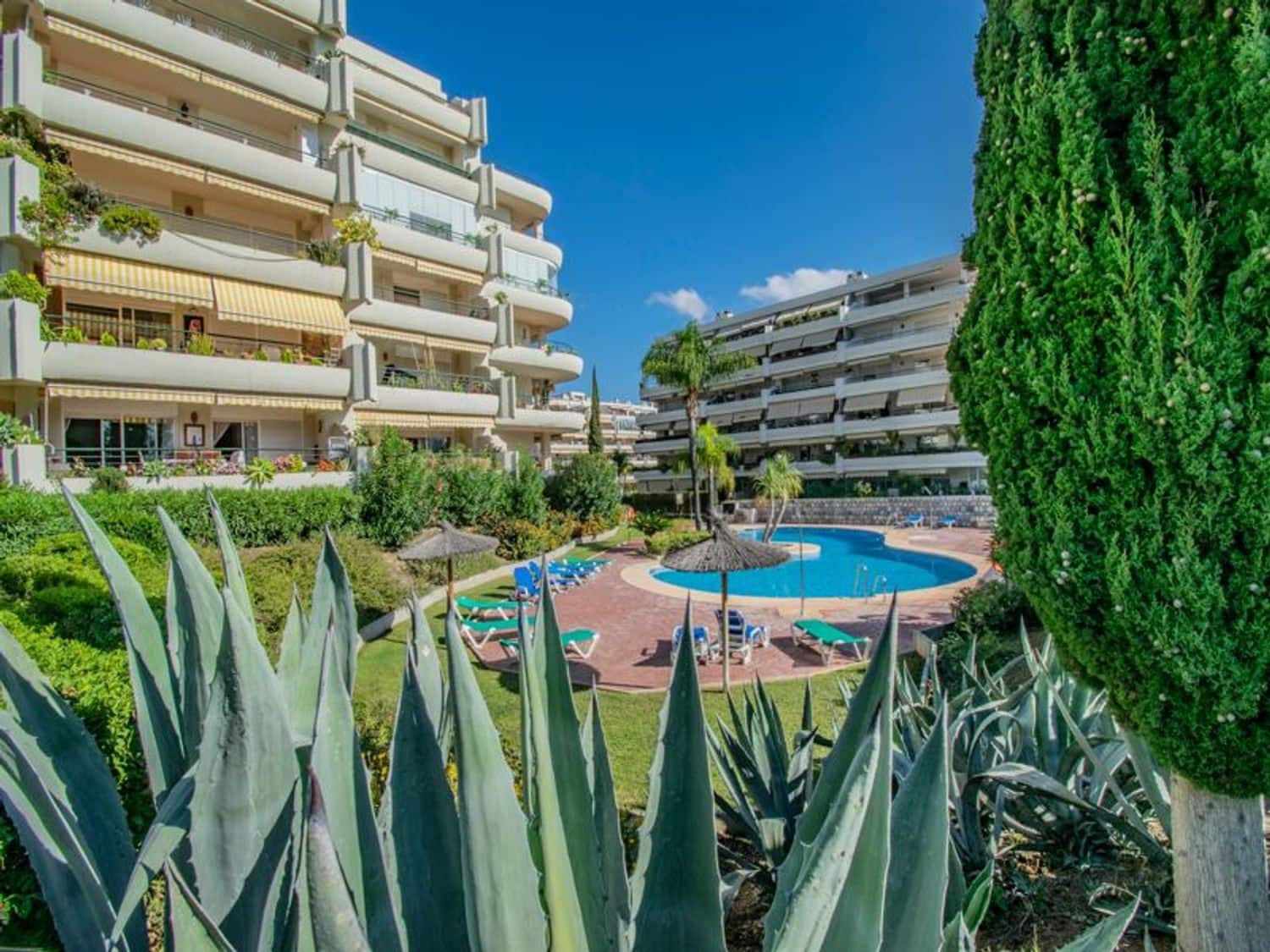 3 sovrum Lägenhet till salu i San Pedro de Alcantara med pool garage - 585 000 € (Ref: 10057908)