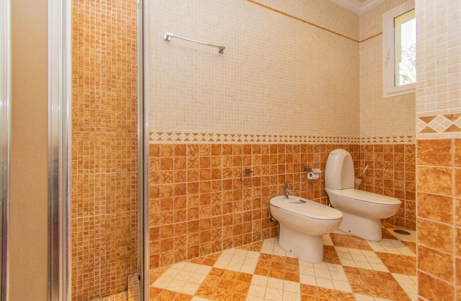 7 soveværelse Villa til salg i Estepona med swimmingpool garage - € 2.100.000 (Ref: 10057910)