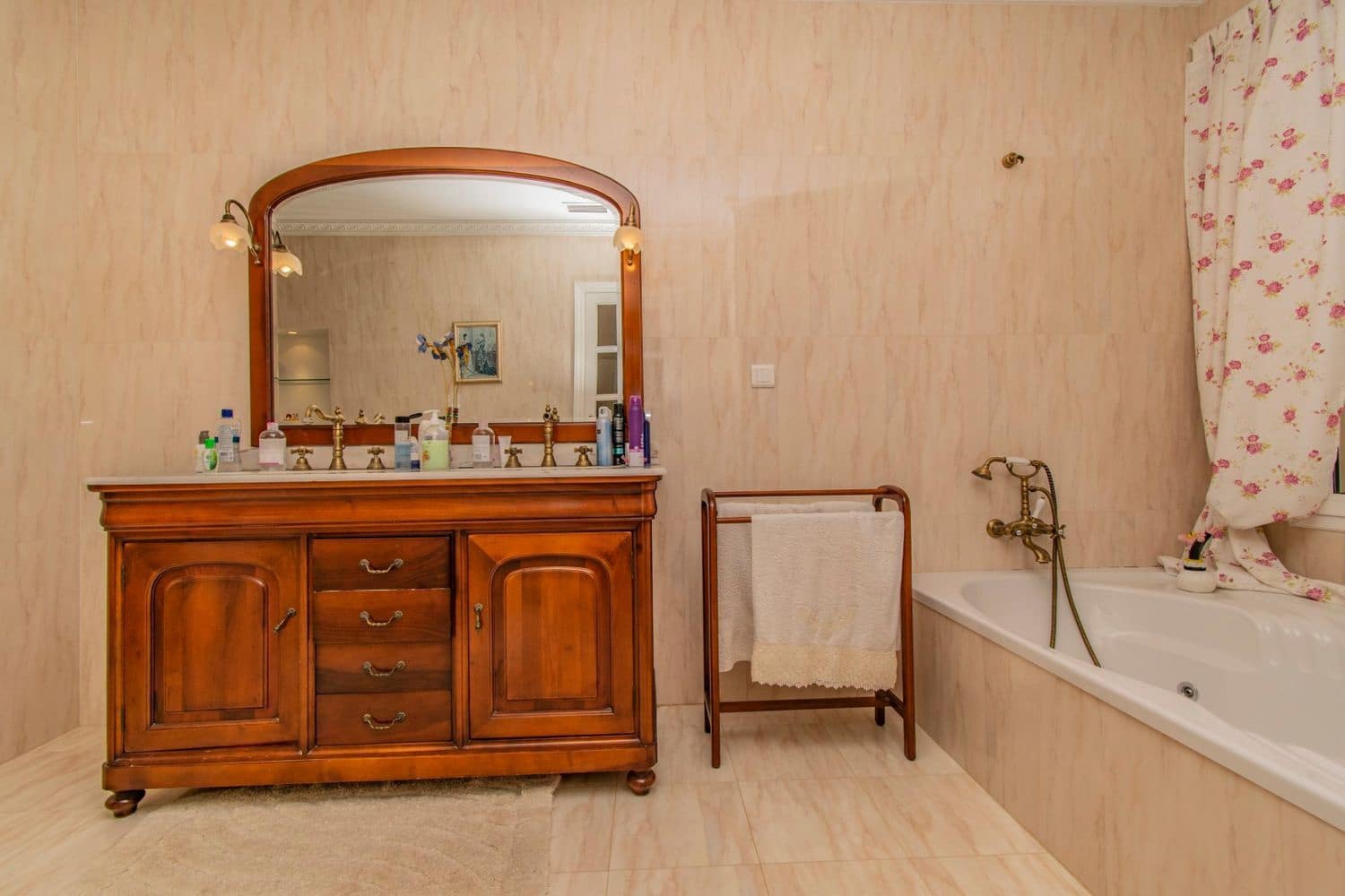 7 soveværelse Villa til salg i Estepona med swimmingpool garage - € 2.100.000 (Ref: 10057910)