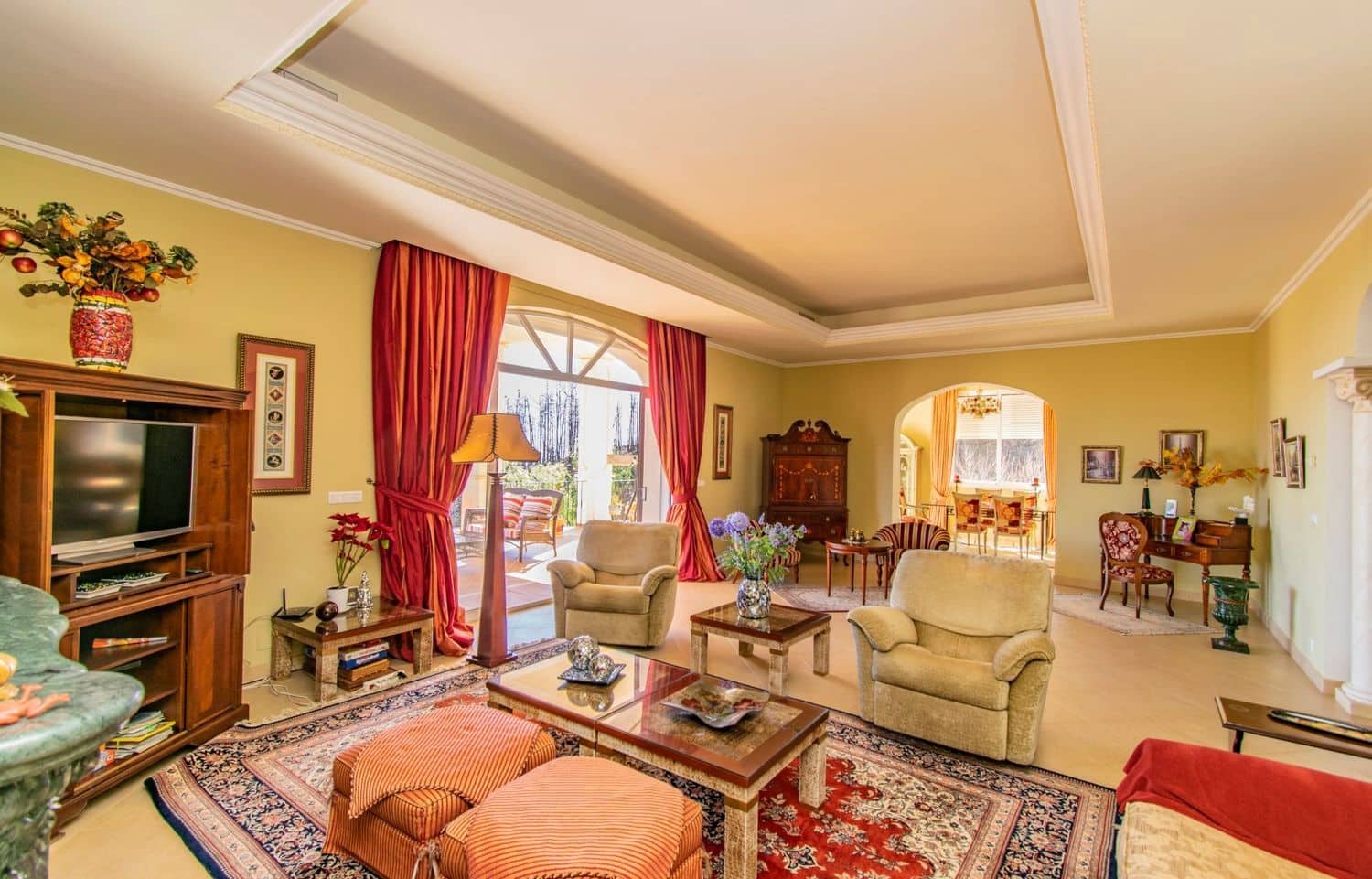 7 soveværelse Villa til salg i Estepona med swimmingpool garage - € 2.100.000 (Ref: 10057910)