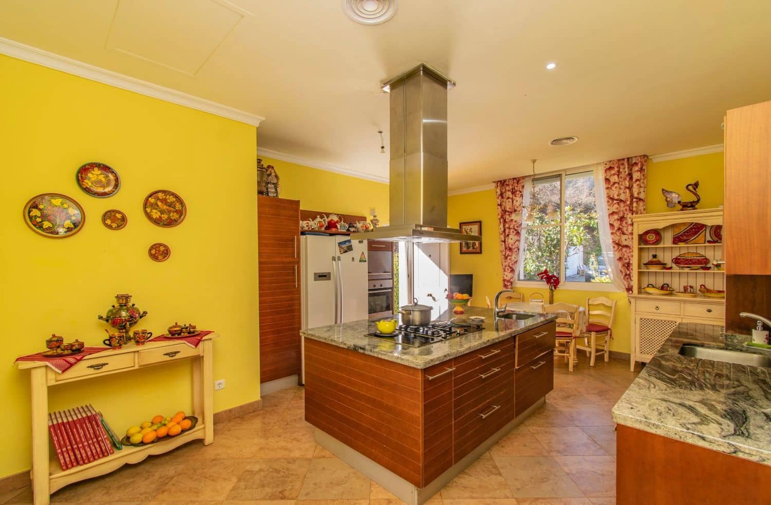 7 soveværelse Villa til salg i Estepona med swimmingpool garage - € 2.100.000 (Ref: 10057910)