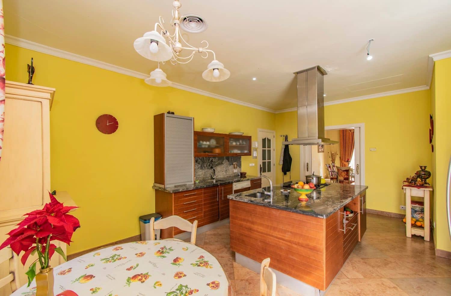 7 soveværelse Villa til salg i Estepona med swimmingpool garage - € 2.100.000 (Ref: 10057910)