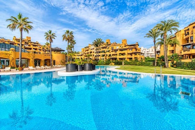 3 sovrum Lägenhet till salu i El Padrón, Estepona med pool garage - 2 485 000 € (Ref: 10070338)