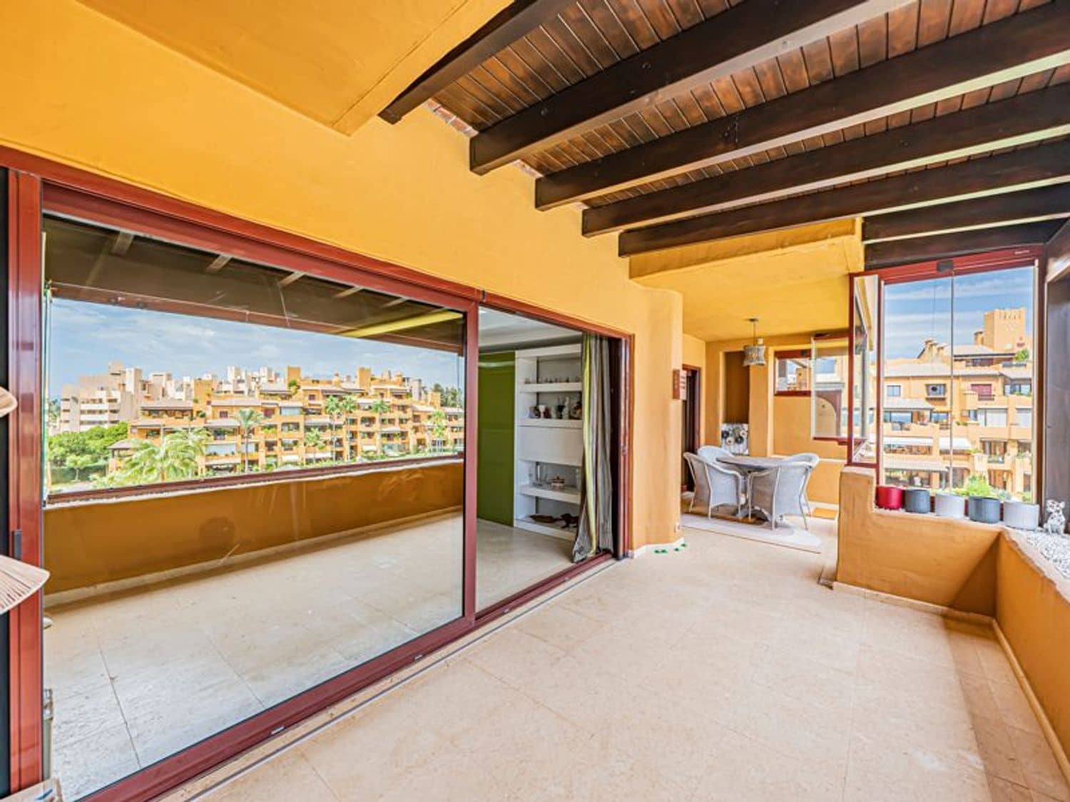 3 sovrum Lägenhet till salu i New Golden Mile med pool garage - 2 485 000 € (Ref: 10070338)