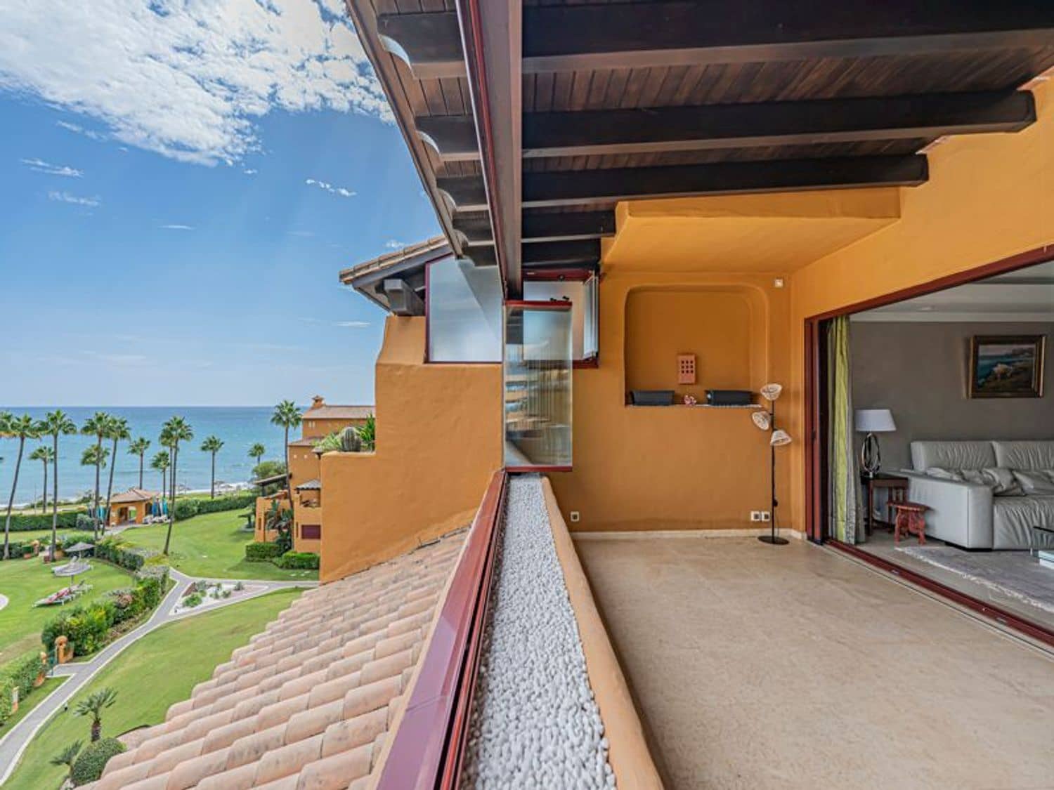 3 sovrum Lägenhet till salu i New Golden Mile med pool garage - 2 485 000 € (Ref: 10070338)