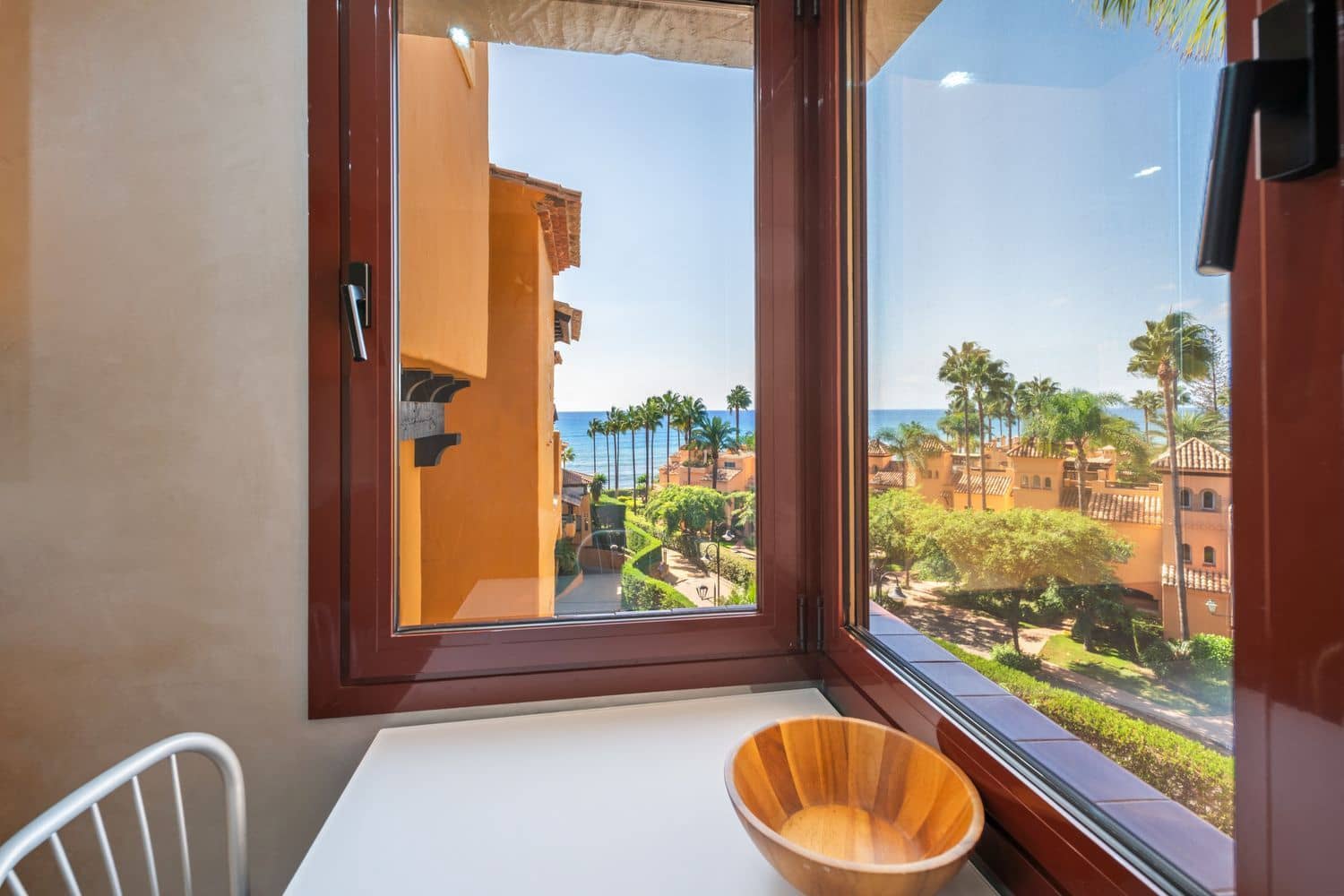 3 bedroom Apartment for sale in New Golden Mile with pool garage - € 2,275,000 (Ref: 10070338)