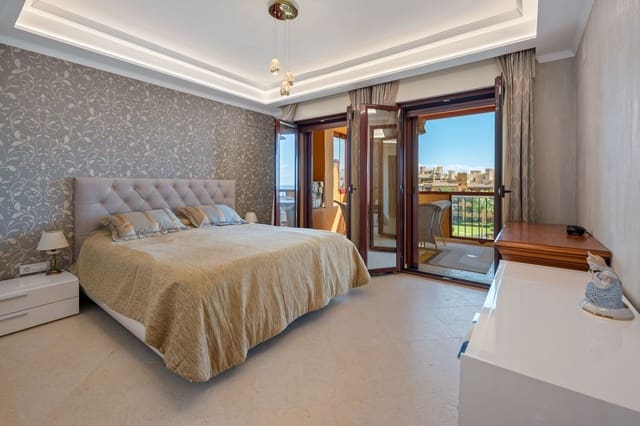 3 soveværelse Lejlighed til salg i El Padrón, Estepona med swimmingpool garage - € 2.275.000 (Ref: 10070338)