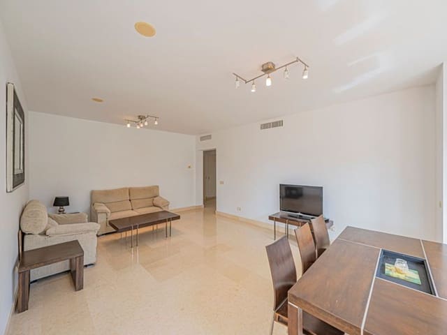 2 soveværelse Lejlighed til salg i Los Arqueros - Puerto del Almendro, Benahavís med swimmingpool garage - € 535.000 (Ref: 10070339)