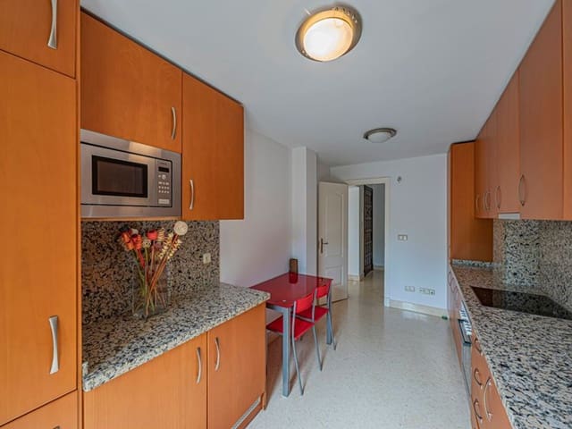 2 soveværelse Lejlighed til salg i Los Arqueros - Puerto del Almendro, Benahavís med swimmingpool garage - € 535.000 (Ref: 10070339)