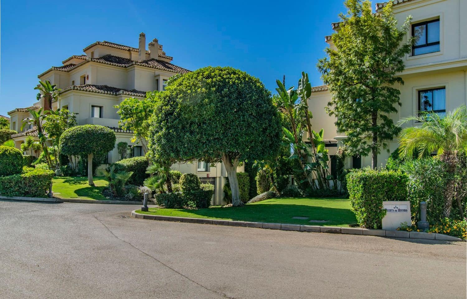 2 soveværelse Lejlighed til salg i Benahavis med swimmingpool garage - € 535.000 (Ref: 10070339)
