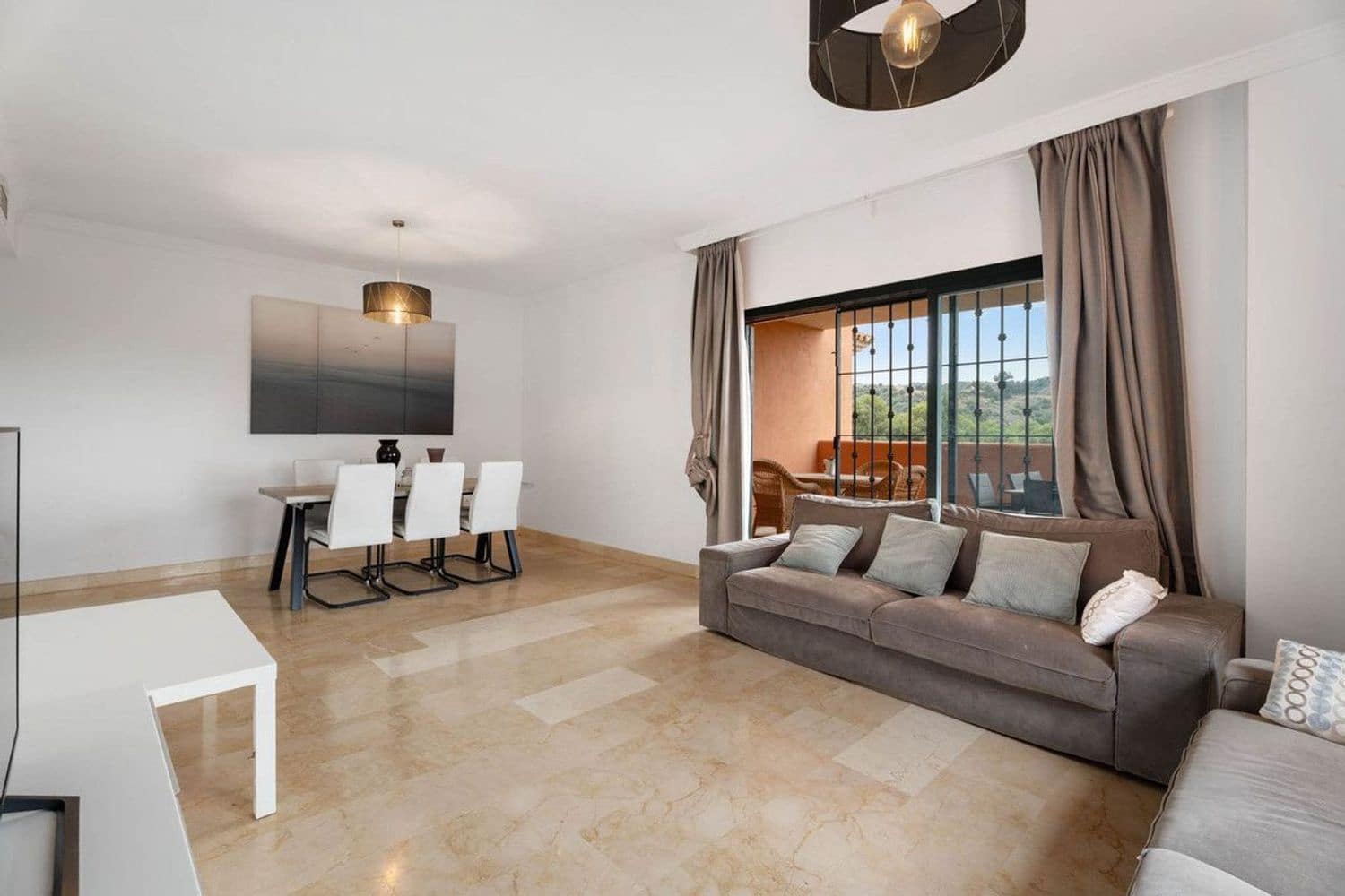 3 slaapkamer Appartement te koop in Santa Maria Golf met zwembad garage - € 350.000 (Ref: 10070340)