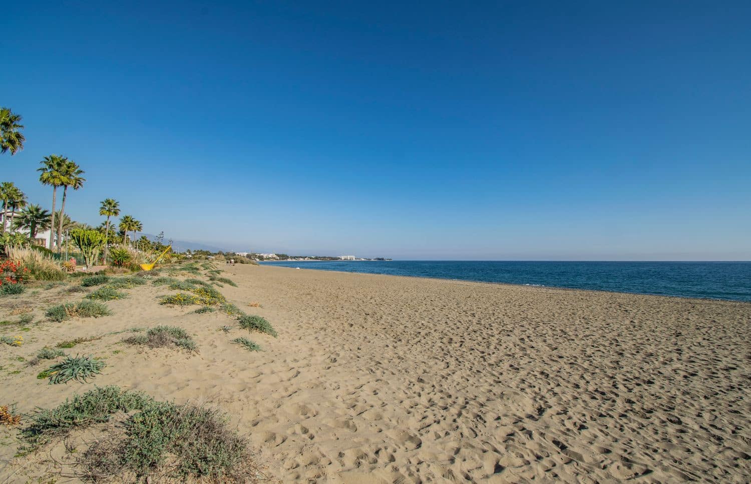 Apartamento de 3 habitaciones en New Golden Mile en venta con piscina garaje - 850.000 € (Ref: 10070342)