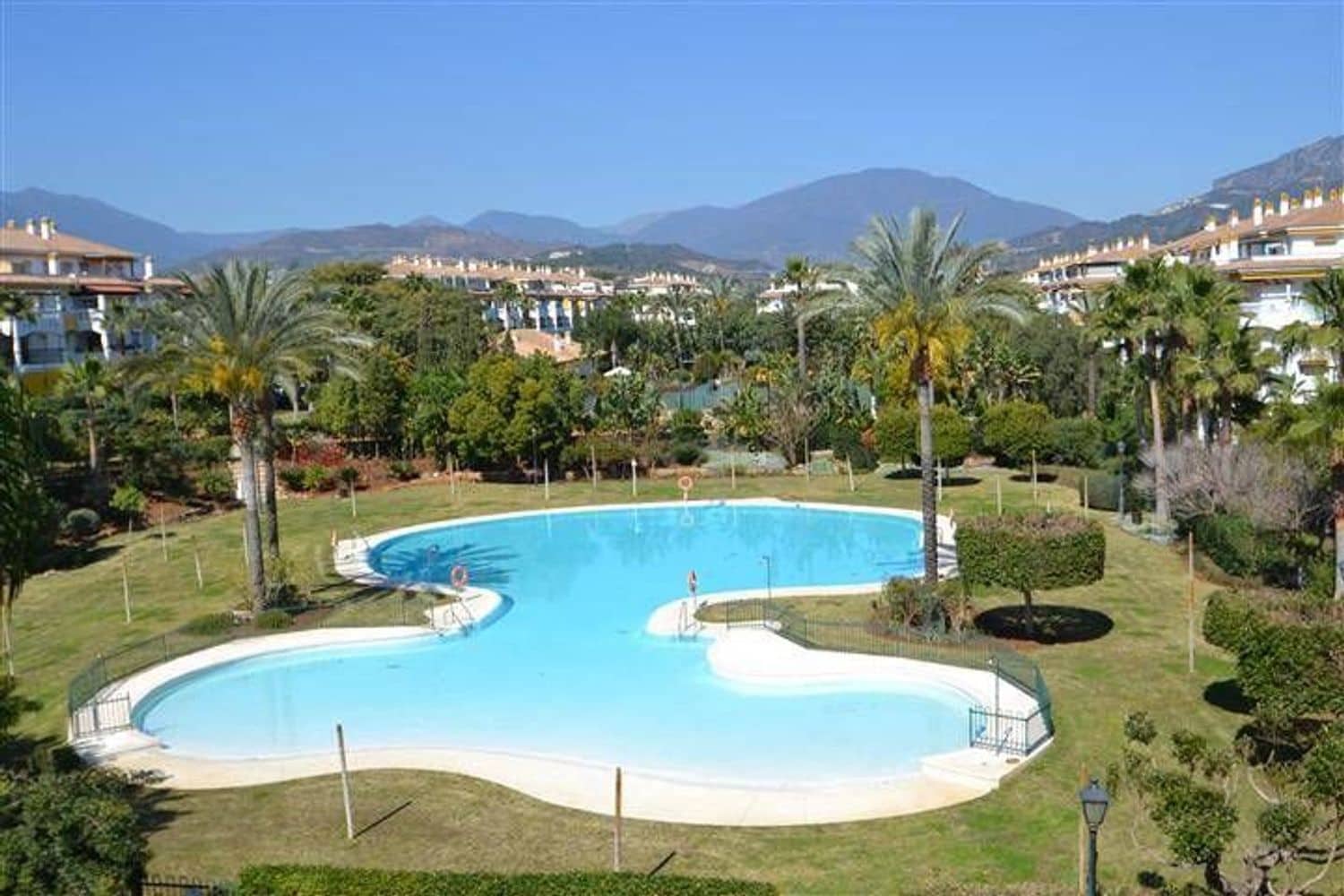 2 camera da letto Appartamento in vendita in Nueva Andalucia con piscina garage - 429.000 € (Rif: 10070343)