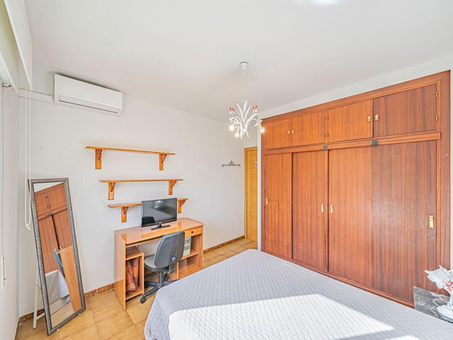 5 soverom Villa til salgs i Marbella med svømmebasseng garasje - € 999 900 (Ref: 10070344)