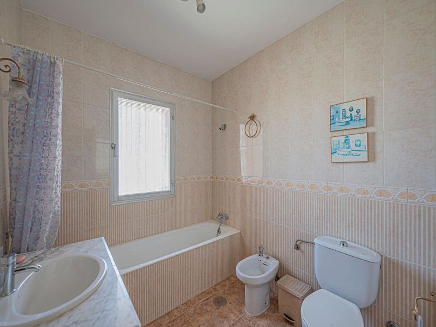 5 soverom Villa til salgs i Marbella med svømmebasseng garasje - € 999 900 (Ref: 10070344)