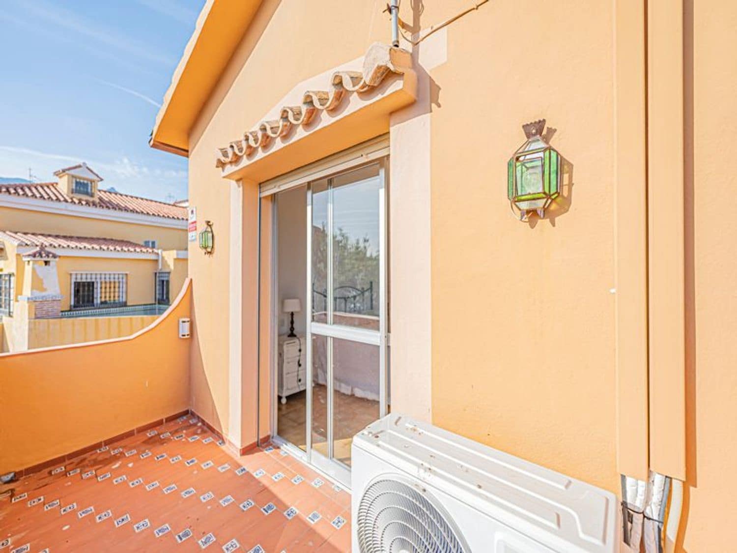 5 soverom Villa til salgs i Marbella med svømmebasseng garasje - € 999 900 (Ref: 10070344)
