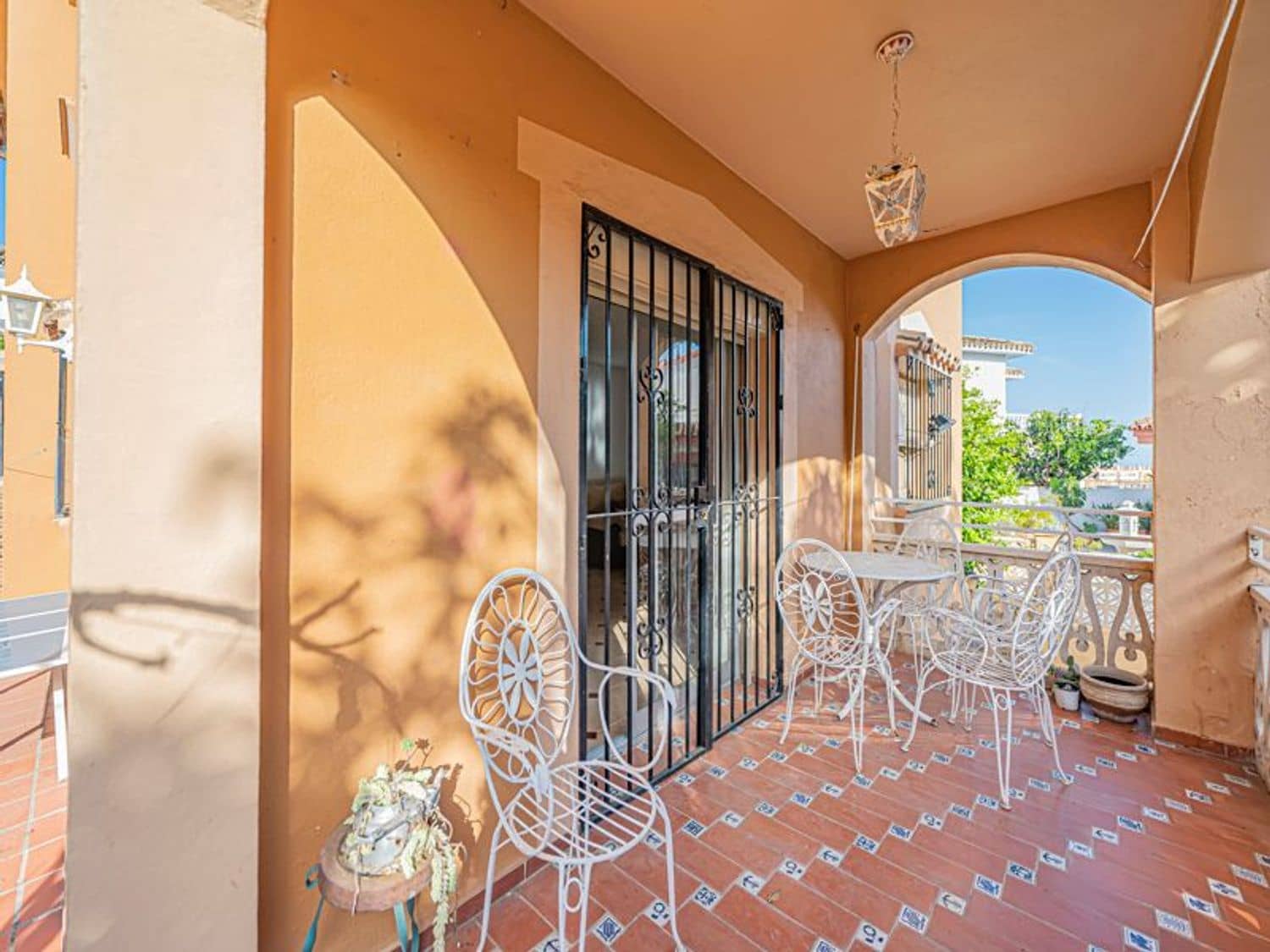 5 soverom Villa til salgs i Marbella med svømmebasseng garasje - € 999 900 (Ref: 10070344)
