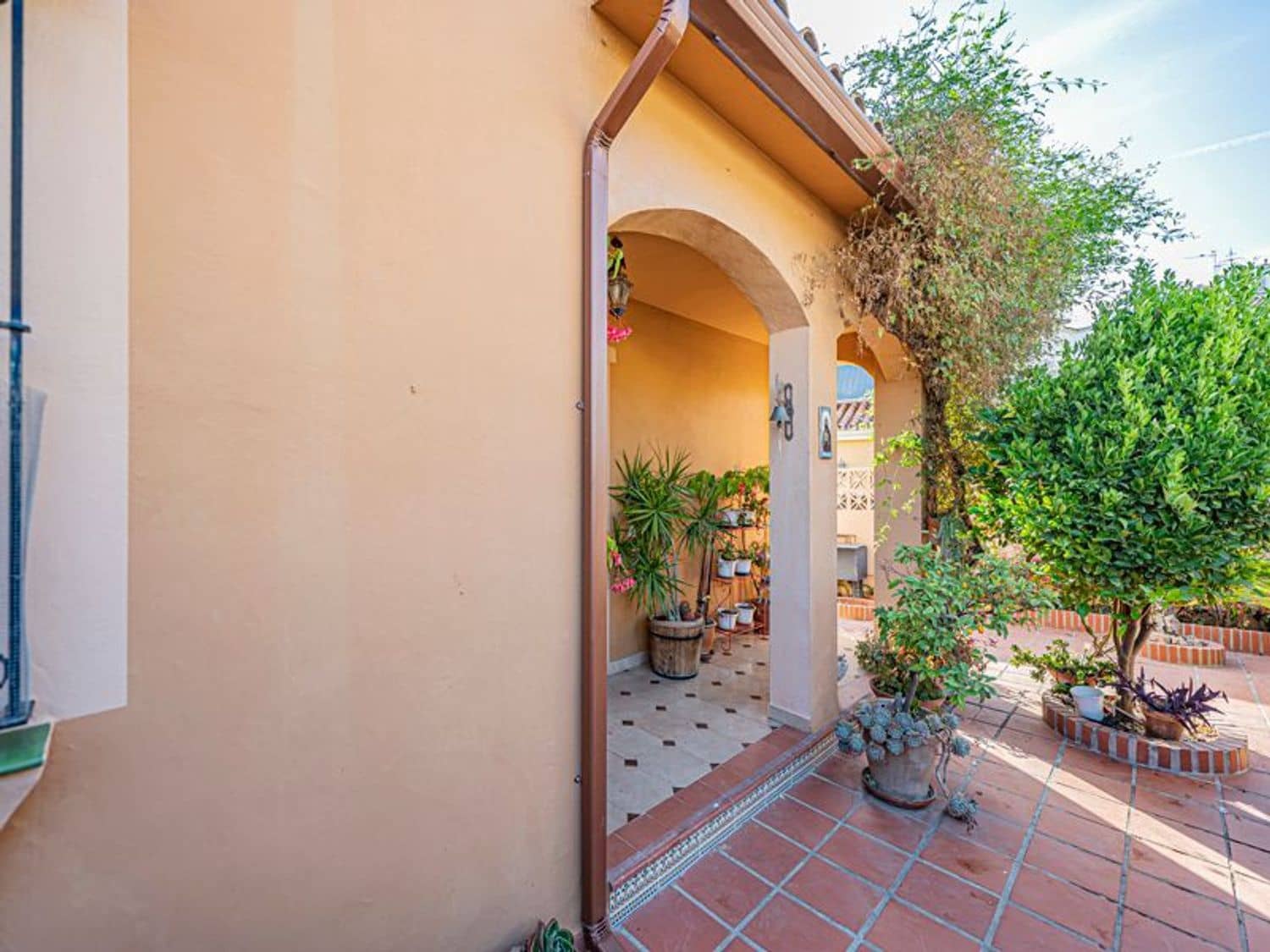 5 soverom Villa til salgs i Marbella med svømmebasseng garasje - € 999 900 (Ref: 10070344)