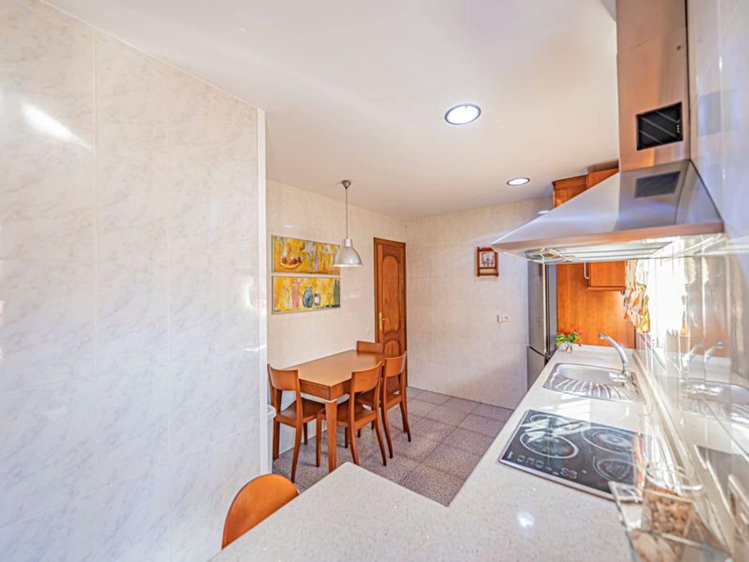 5 soverom Villa til salgs i Marbella med svømmebasseng garasje - € 999 900 (Ref: 10070344)