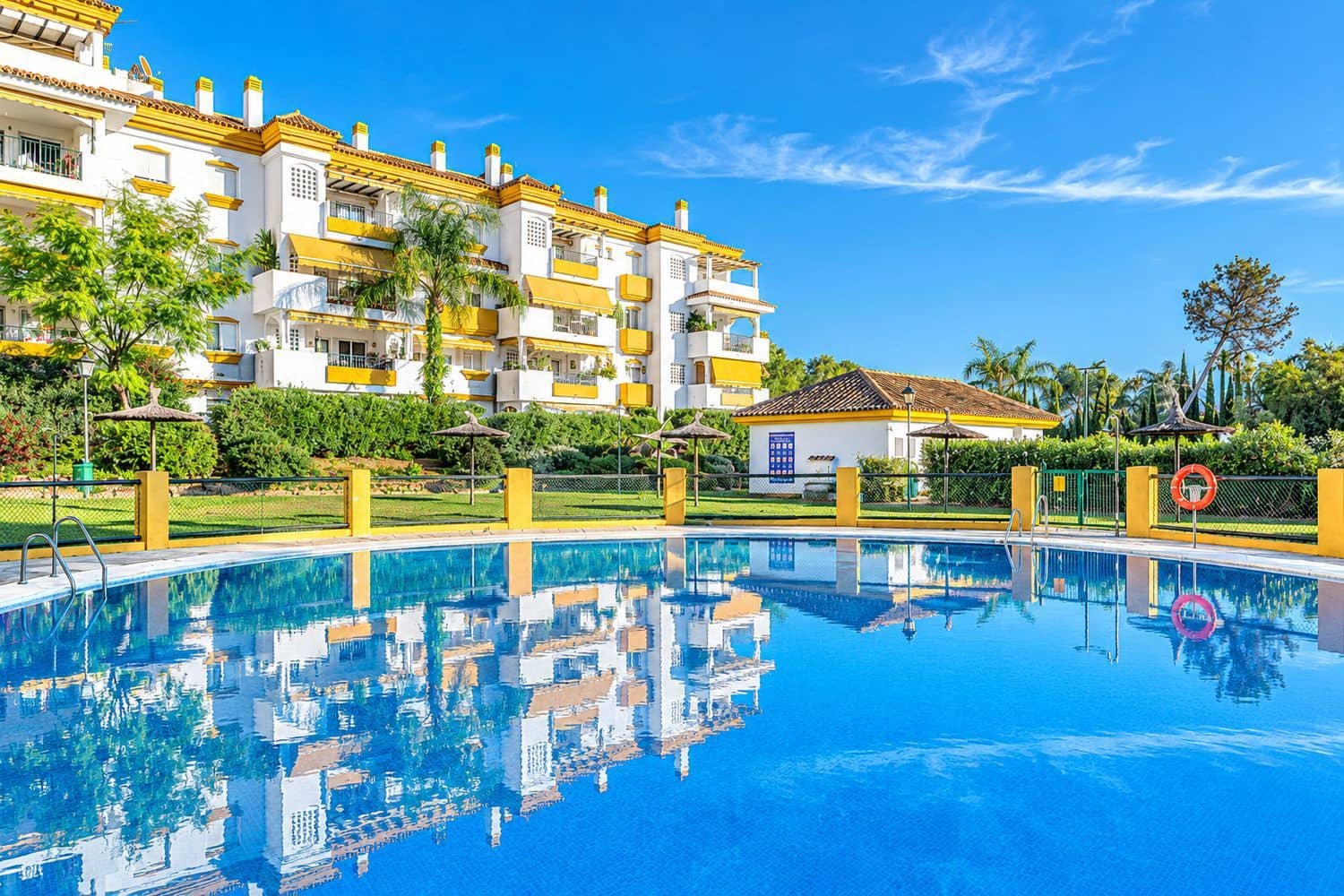 3 Zimmer Apartment zu verkaufen in Marbella mit Pool Garage - 535.000 € (Ref: 10077518)