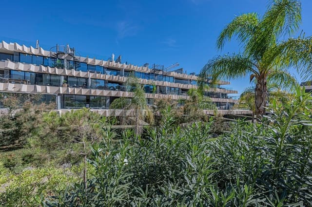3 soverom Leilighet til salgs i La Concha - Resina Golf, Estepona med svømmebasseng garasje - € 530 000 (Ref: 10077519)