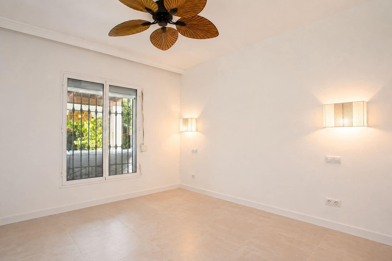 3 sypialnia Apartament na sprzedaż w San Pedro de Alcantara z basenem garażem - 550 000 € (Ref: 10080296)
