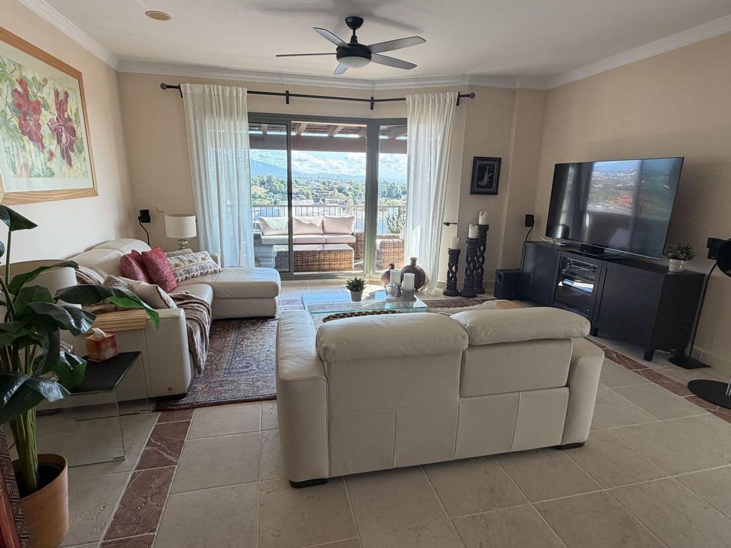 Apartamento de 3 habitaciones en Atalaya-Isdabe en venta con piscina garaje - 795.000 € (Ref: 10090100)