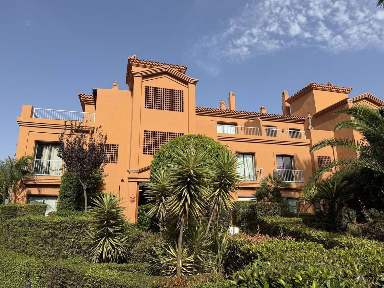 Apartamento de 3 habitaciones en Atalaya-Isdabe en venta con piscina garaje - 795.000 € (Ref: 10090100)