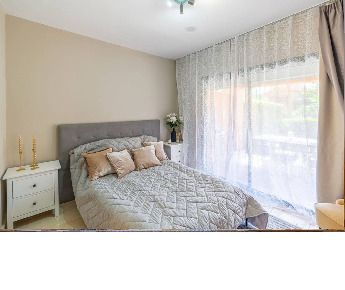 3 bedroom Apartment for sale in New Golden Mile with pool garage - € 650,000 (Ref: 10090101)