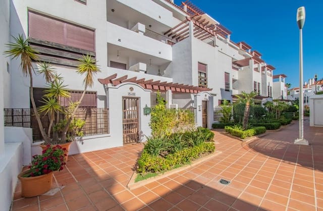 3 quarto Apartamento para venda em Nueva Andalucía Centro, Marbella com piscina garagem - 585 000 € (Ref: 10091040)
