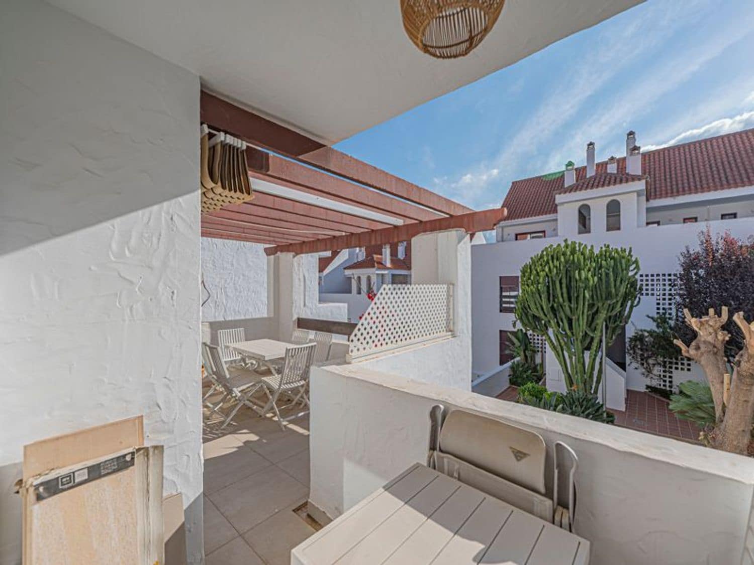 3 quarto Apartamento para venda em Nueva Andalucia com piscina garagem - 585 000 € (Ref: 10091040)
