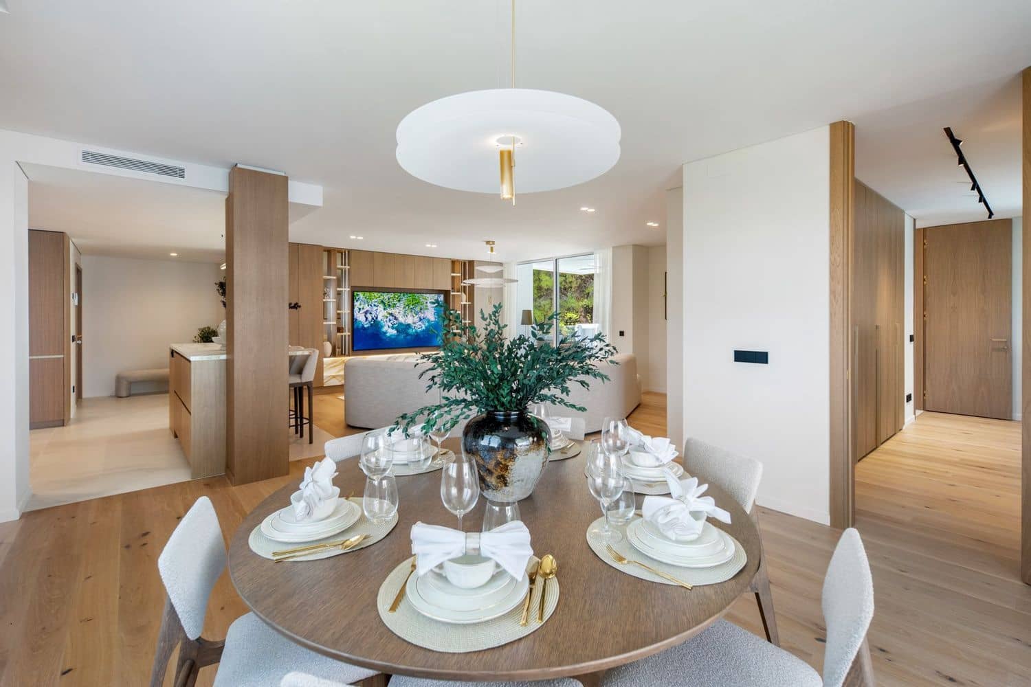 3 makuuhuone Huoneisto myytävänä paikassa Los Monteros mukana 
autotalli - 1 649 500 € (Ref: 10094004)