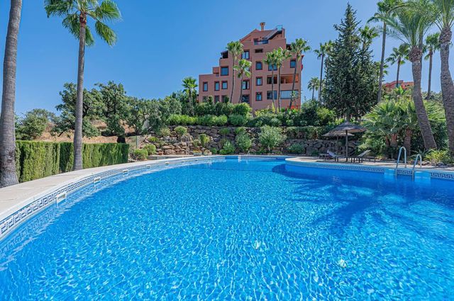 2 quarto Apartamento para venda em La Mairena, Ojen com piscina garagem - 470 000 € (Ref: 10110451)
