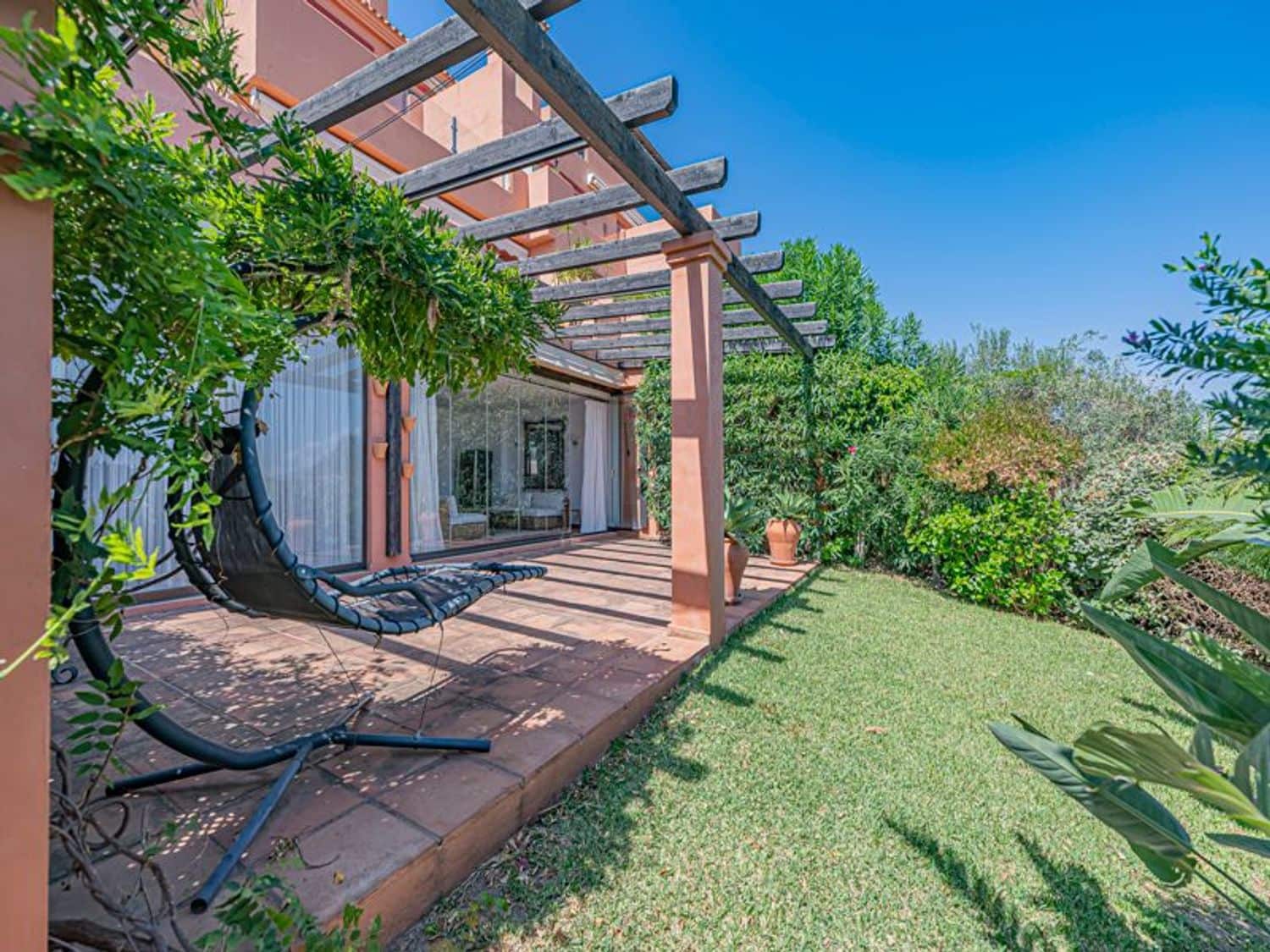 2 quarto Apartamento para venda em La Mairena com piscina garagem - 470 000 € (Ref: 10110451)