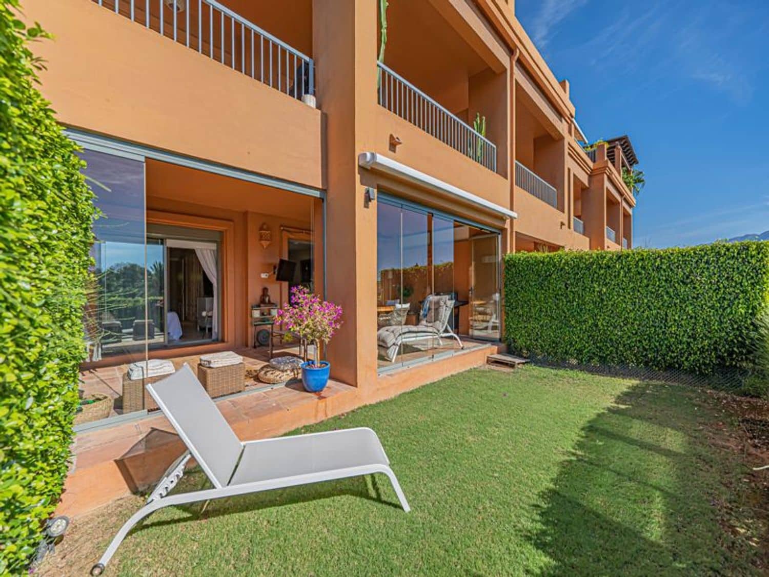2 quarto Apartamento para venda em Benahavis com piscina garagem - 529 000 € (Ref: 10110452)