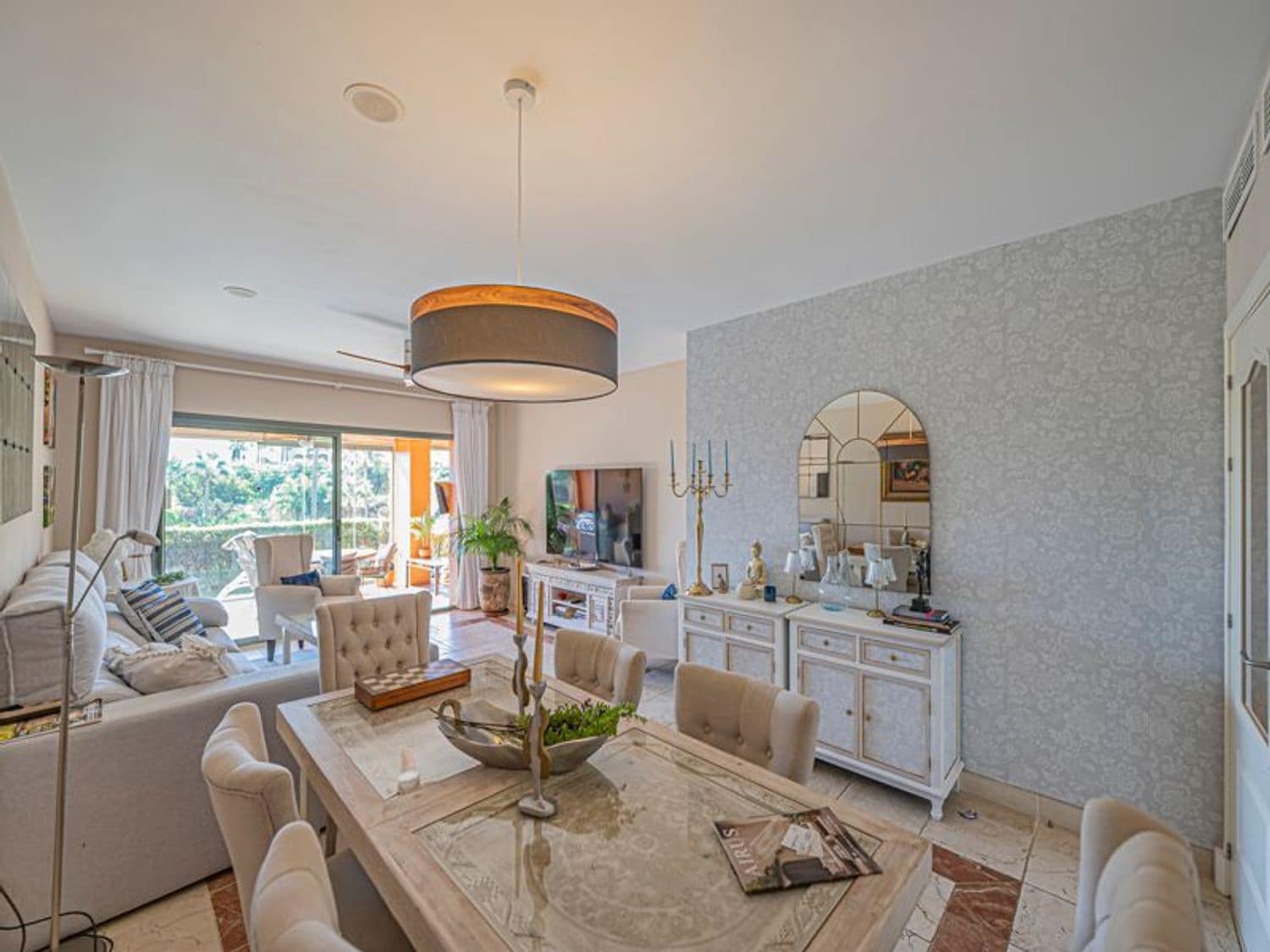 2 quarto Apartamento para venda em Benahavis com piscina garagem - 529 000 € (Ref: 10110452)