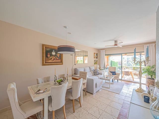 Apartamento de 2 habitaciones en El Paraíso, Benahavís en venta con piscina garaje - 529.000 € (Ref: 10110452)