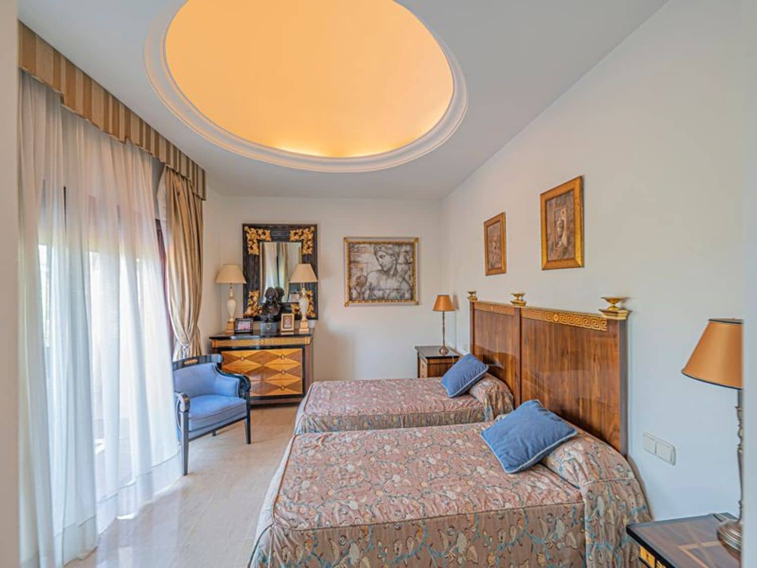 3 camera da letto Appartamento in vendita in Nueva Andalucia con piscina garage - 4.200.000 € (Rif: 10110453)