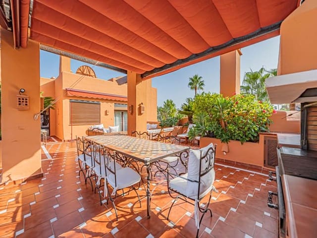 3 camera da letto Appartamento in vendita in La Dama de Noche - La Alzambra, Marbella con piscina garage - 4.200.000 € (Rif: 10110453)