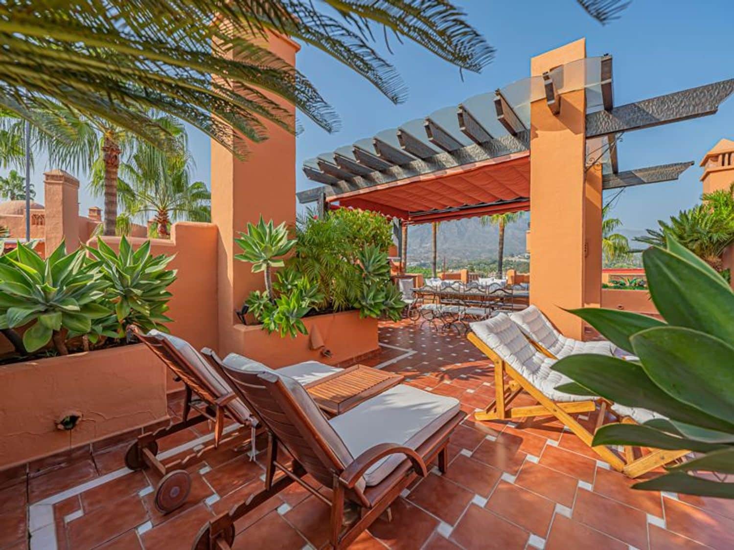 3 camera da letto Appartamento in vendita in Nueva Andalucia con piscina garage - 4.200.000 € (Rif: 10110453)