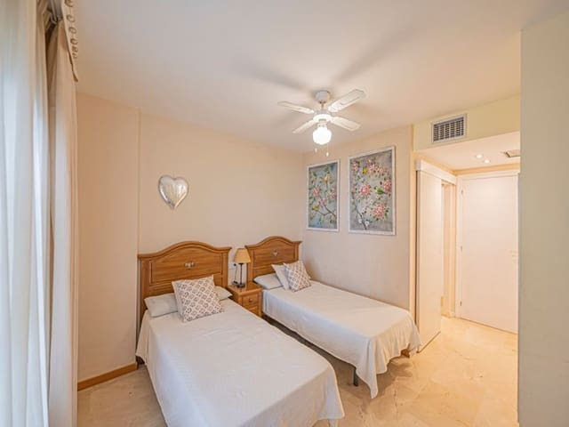2 soverom Leilighet til salgs i Guadalmina Alta, Marbella med svømmebasseng garasje - € 420 000 (Ref: 10110454)