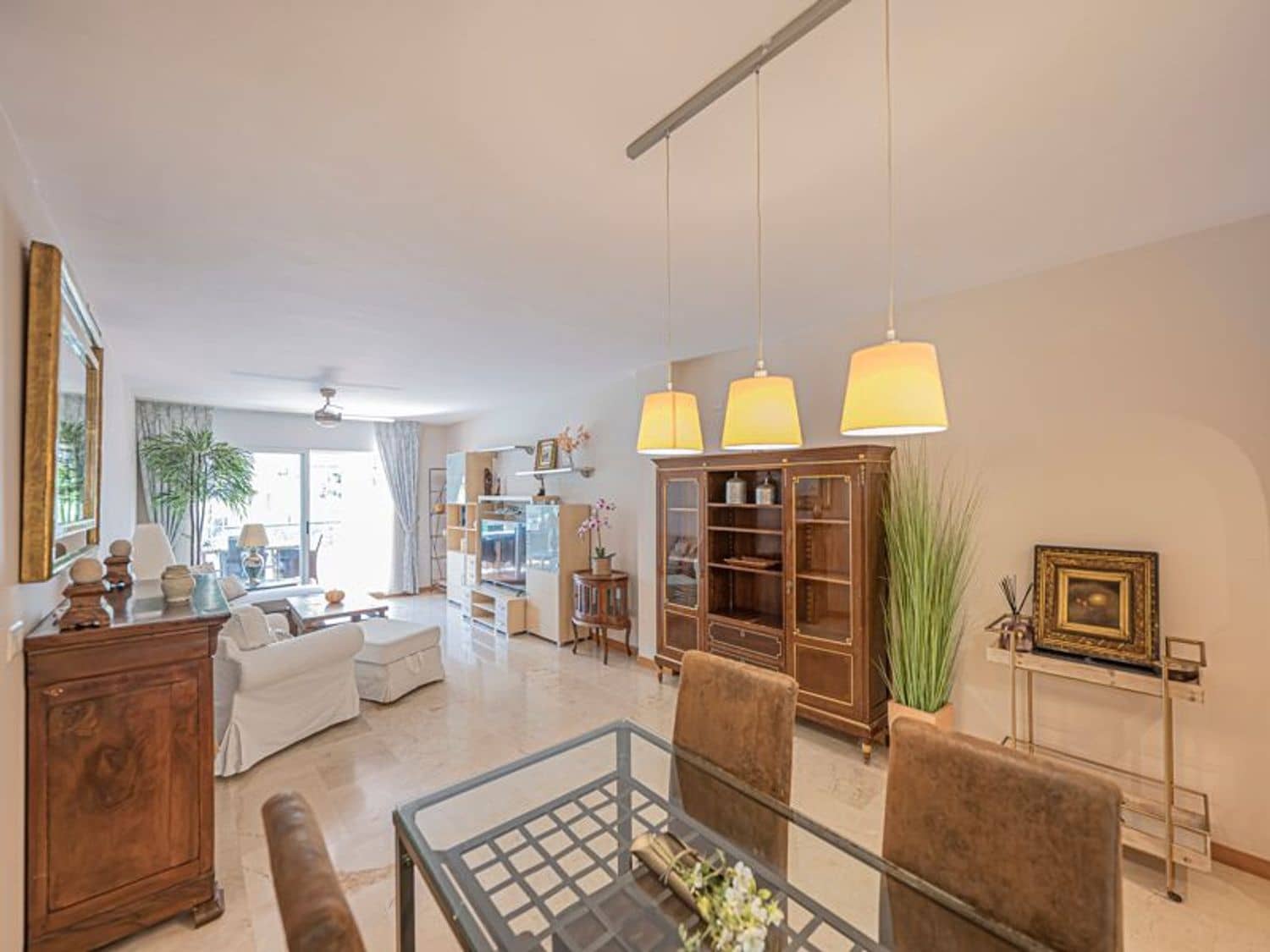 2 soverom Leilighet til salgs i San Pedro de Alcantara med svømmebasseng garasje - € 420 000 (Ref: 10110454)